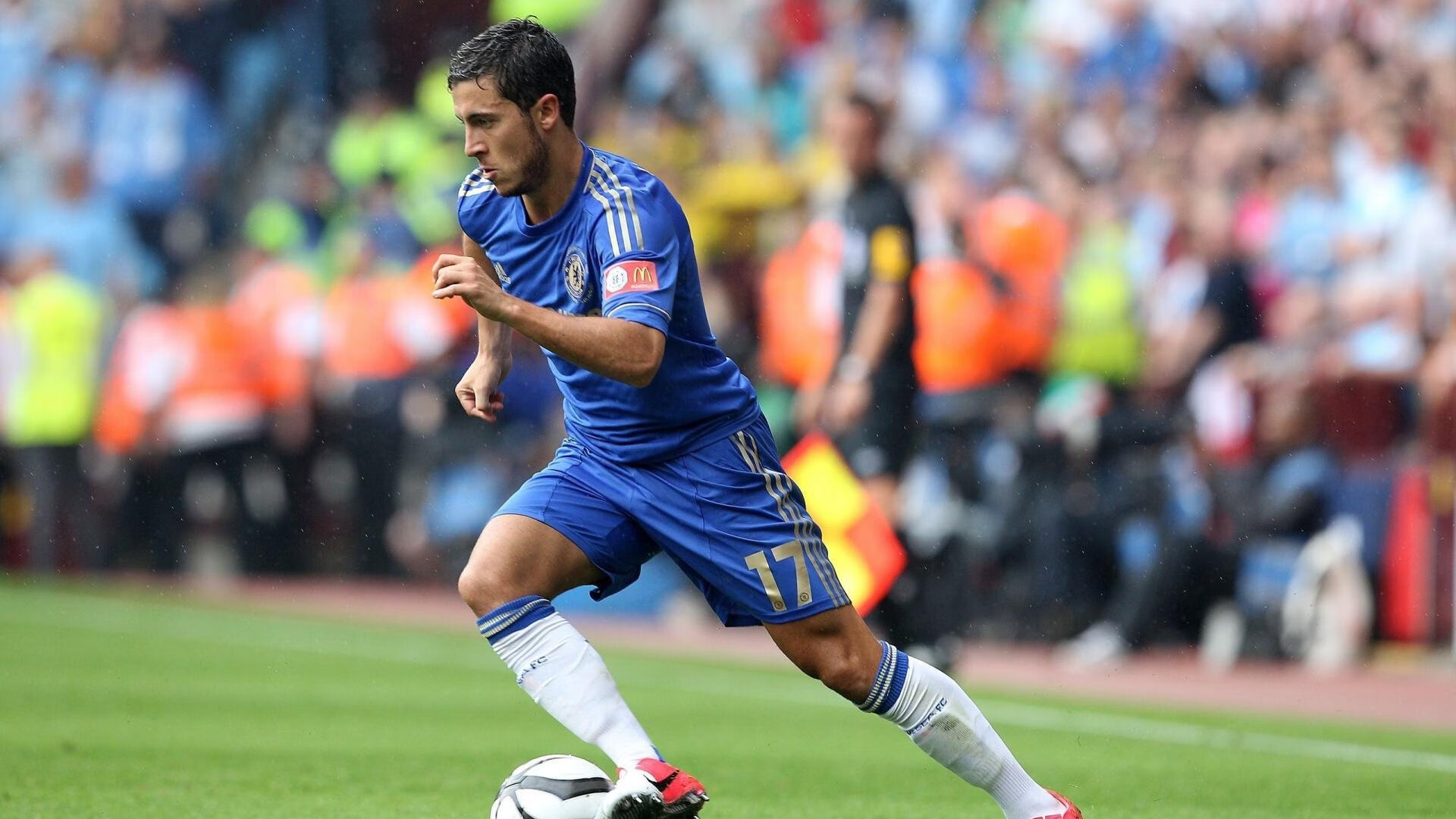 中国足球职业联赛比赛视频技术保障水平提升，中国足球职业联赛正式开始